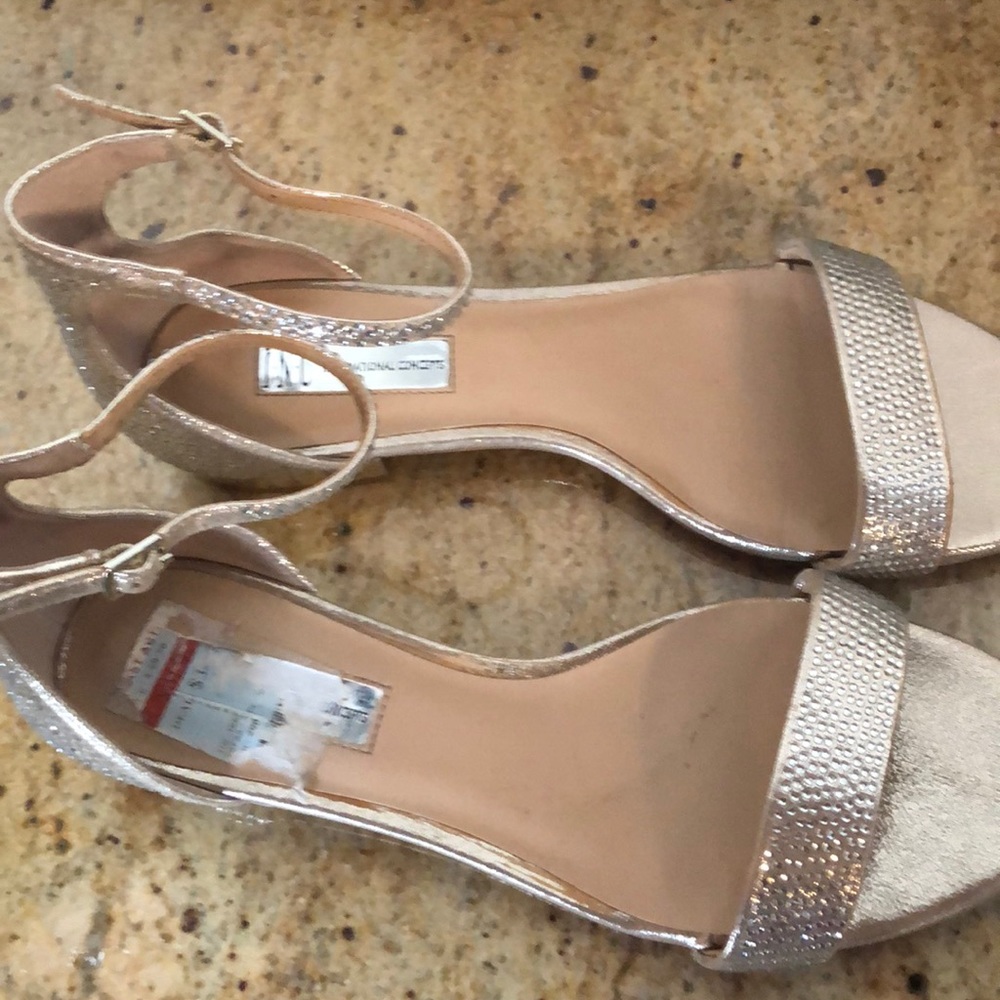 Inc plated sandals ready for any kind of party